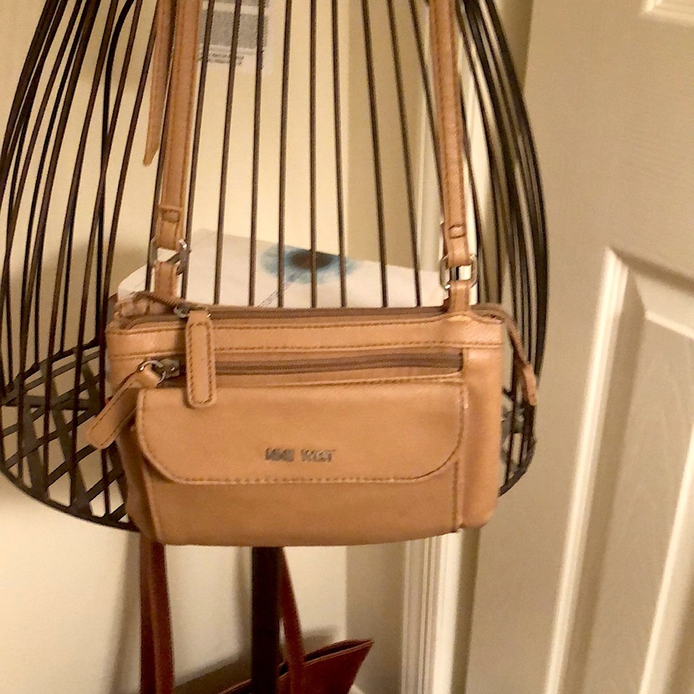 Light brown Nine West cross body bag